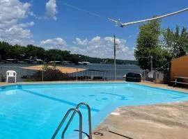 Lakeside Stay For Two By Wet Feet Retreats