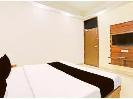 HOTEL NARMADA STAY Near Mall Road - Best Hotel