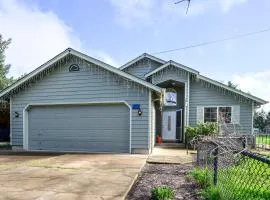 River House - 4 bedroom, 2 bath private home