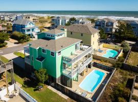 1 min walk to the beach with pool an hot tub，位于科罗拉的酒店