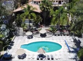ANANA Rancho San Rafael Pool and Lake Views