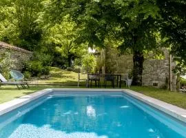 Le Domaine Sainte Raffine, piscine, charme et insolite