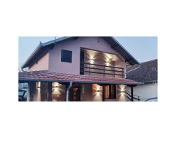 Vikendica Pavlović，位于Zatonje的酒店