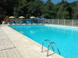 ZEcamping 3 étoiles animaux acceptés piscine chauffée et épicerie