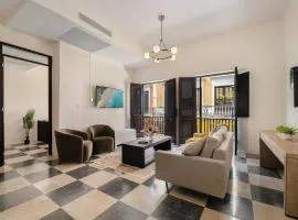 Soho House Private Patio Luxury 2BD Appartment