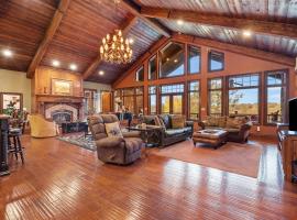 The Lodge at Rock Canyon，位于布兰森的酒店