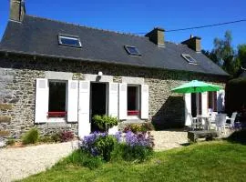 House in Brittany near Petit Havre Beach