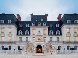 Louie Castle Sycamore Hotel