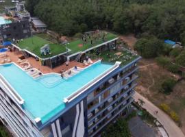The Blue Mavi Hotel，位于查龙的酒店