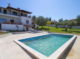 Air Maritime Sani Luxury Apartments - Sani Halkidiki，位于撒尼海滩的酒店
