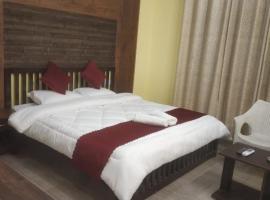 Hotel Ganga Vista，位于Devaprayāg的酒店