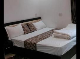 THREE D HOTEl，位于Phaphūnd的酒店