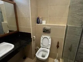 Diani Fisherhut Studio