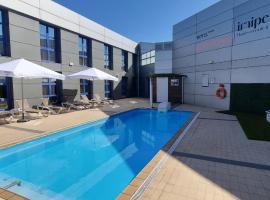 Iraipe Logroño Hotel，位于洛格罗尼奥的酒店