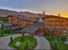 Apartment 78 by the pool，位于班斯科的海滩酒店