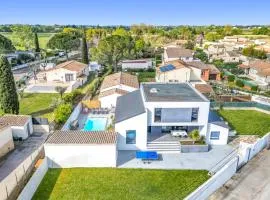 Villa Manade by Villa Plus