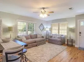 Cozy 3 Bedroom/ 2 Bath Home Located Blocks From Downtown Biloxi and the Beach