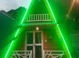 Wooden huts nr mall road for 4 person