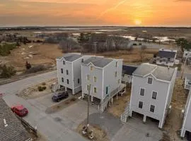 Bliss on Brissette Marsh Views Kid's Bunk Room