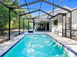 Hudson retreat, 3 Bedroom Pool Home!，位于哈得逊的酒店