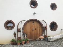 Hobbithöhle，位于Imsterberg的酒店