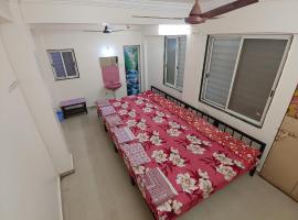 Ambai Guest House，位于戈尔哈布尔的酒店