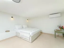 Lyria Hotel Apartments