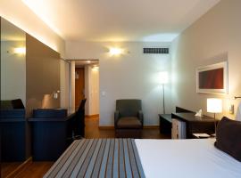 Sol Alphaville Hotel & Residence，位于巴鲁埃里的酒店