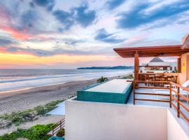 Marea Beachfront Villas，位于伊斯塔帕的酒店