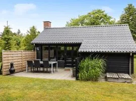 Amazing Home In Tarm With Wifi