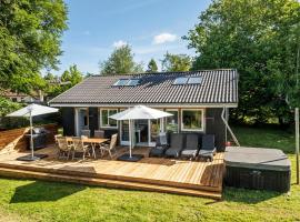 Nice Home In Nykøbing Sj With Wifi，位于尼克宾西兰岛的酒店