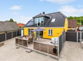 Cozy Home In Egernsund With Wifi