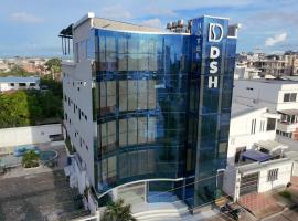 Hotel DSH，位于曼塔的酒店