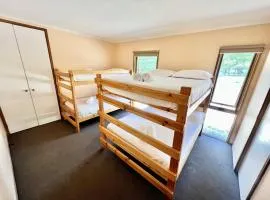 Albaski Lodge Room 3