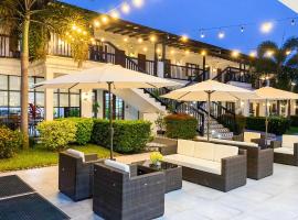 The Mansion Boutique Hotel，位于Mabalacat的酒店