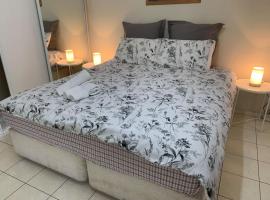 Chadstone Holiday K Studio，位于查斯顿的酒店