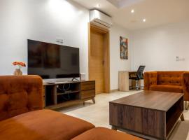 CasaNova Airport Suites