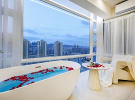 Baihong Riverview aparment-Chongqing Jiefangbei，位于重庆的酒店