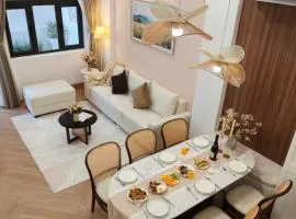 May Bliss Home 4BR Pool walk to beach