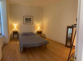 Le Dorat Bright & Quiet，位于Le Dorat的酒店
