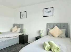 Long Term Comfort - 2BR Haven