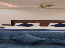 Aparna Hotel，位于Bhogāpuram的酒店