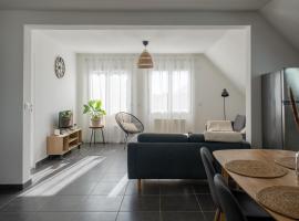 Appartement cosy avec parking，位于沙特尔的酒店