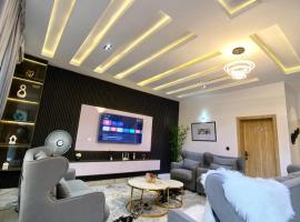 Lifecamp Apartments，位于Iranla的酒店