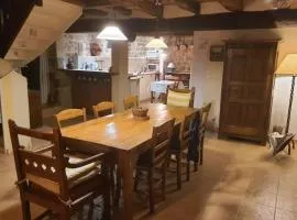 Charming spacious 150 m old house in Berric
