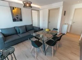 Laura City Apartments by the Sea