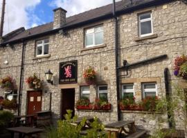Red Lion，位于贝克韦尔的酒店