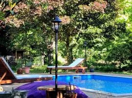 1 ou 2 chambres doubles avec piscine