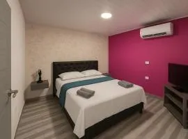 Casa y Apartaestudio de Betty con aire acondicionado