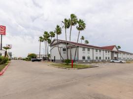 Red Roof Inn Pharr - McAllen，位于法尔的酒店